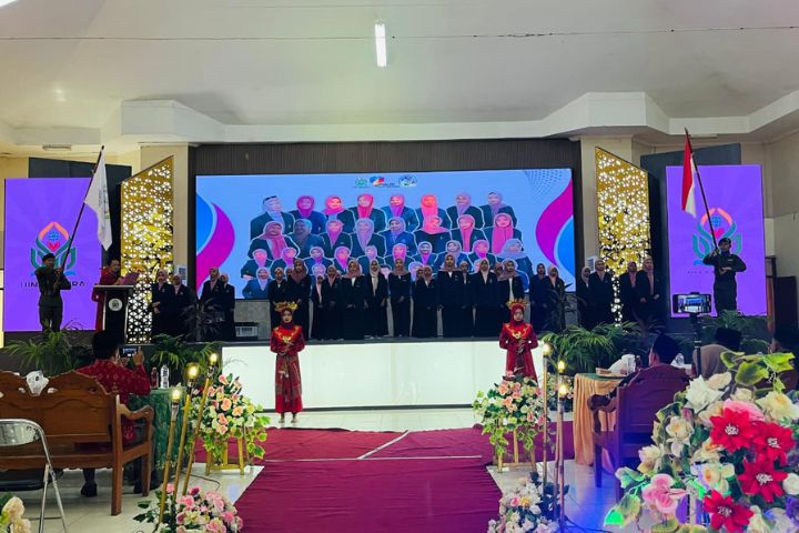 Bangun Solidaritas Mahasiswa, HMPS PIAUD Sukses Laksanakan Pelantikan Sekaligus Seminar Nasional di Auditorium