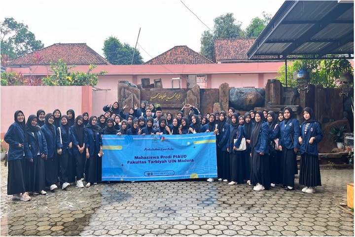 MAHASISWA PRODI PIAUD UIN MADURA SUKSES MENGIKUTI PLK DI PONDOK PESANTREN TAMAN BUNGA KACOK PALENGAAN PAMEKASAN MADURA