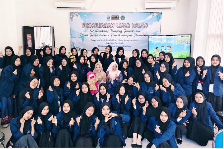 Mahasiswa PIAUD UIN Madura Belajar Mendongeng di Kampung Dongeng dan Perpustakaan Daerah Pamekasan